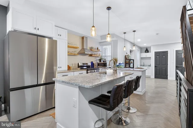 $282,500 | 565 South Christian Street, Lancaster, PA 17602