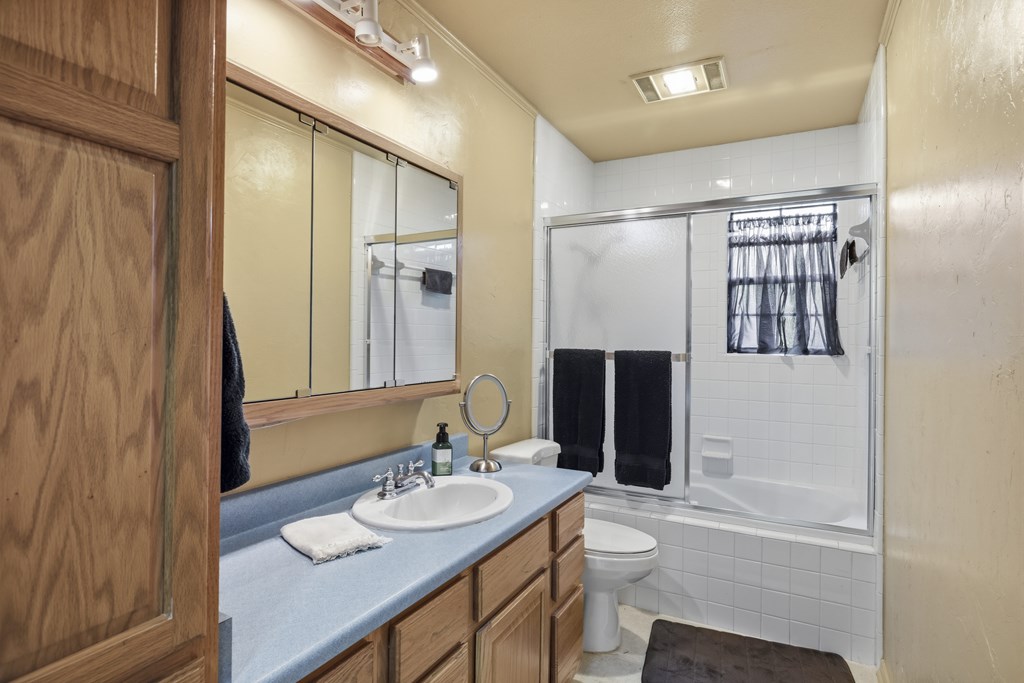 203 Cave Spring Drive West Ingram, TX 78025 - Photo 11 of 42