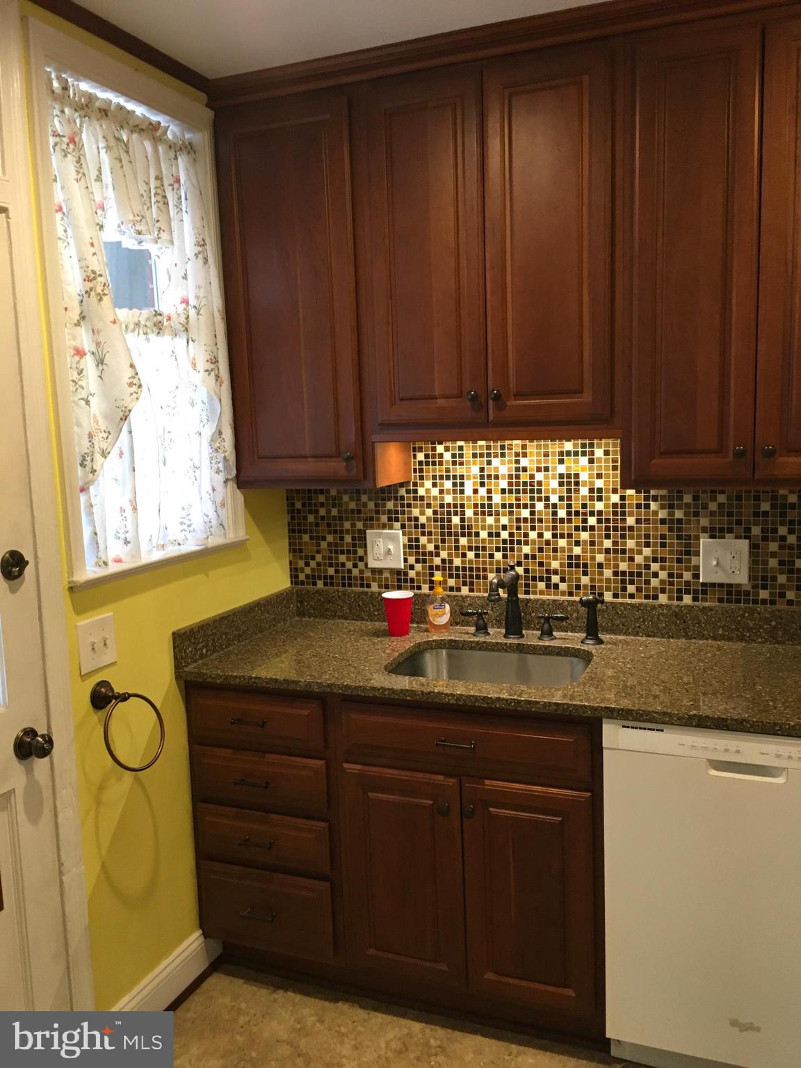 1507 Lochwood Road Baltimore, MD 21218 - Photo 14 of 50