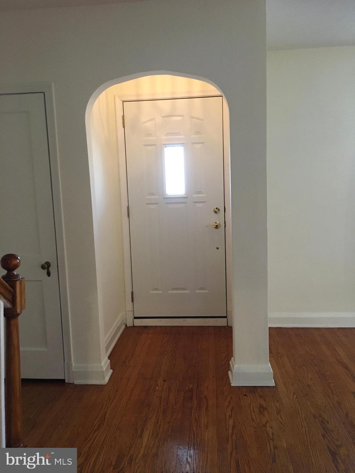 1507 Lochwood Road Baltimore, MD 21218 - Photo 5 of 50