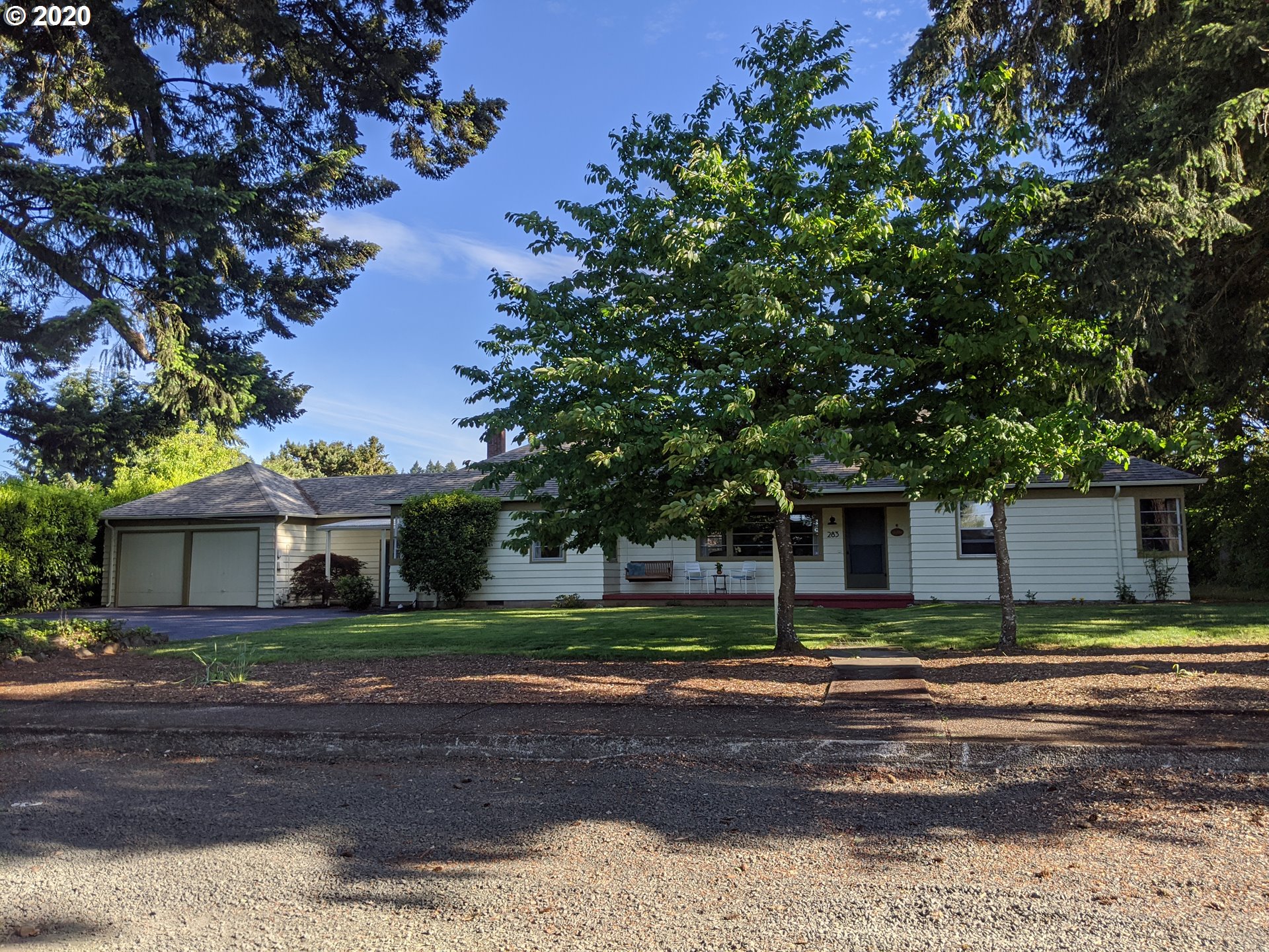 283 Southwest Birch Street Dallas, OR 97338 - Photo 2 of 32 Gallery Image 2