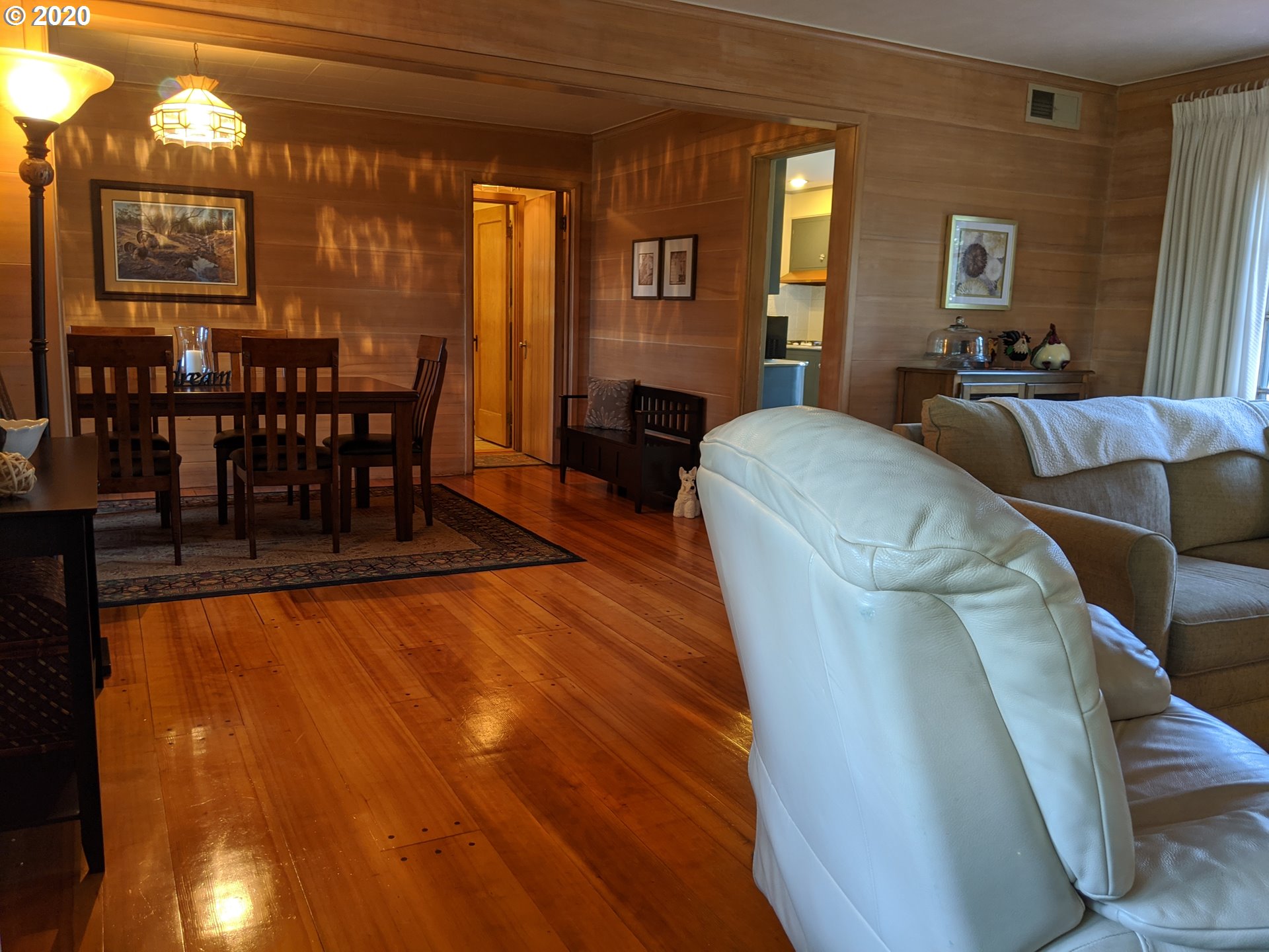 283 Southwest Birch Street Dallas, OR 97338 - Photo 5 of 32 Gallery Image 5
