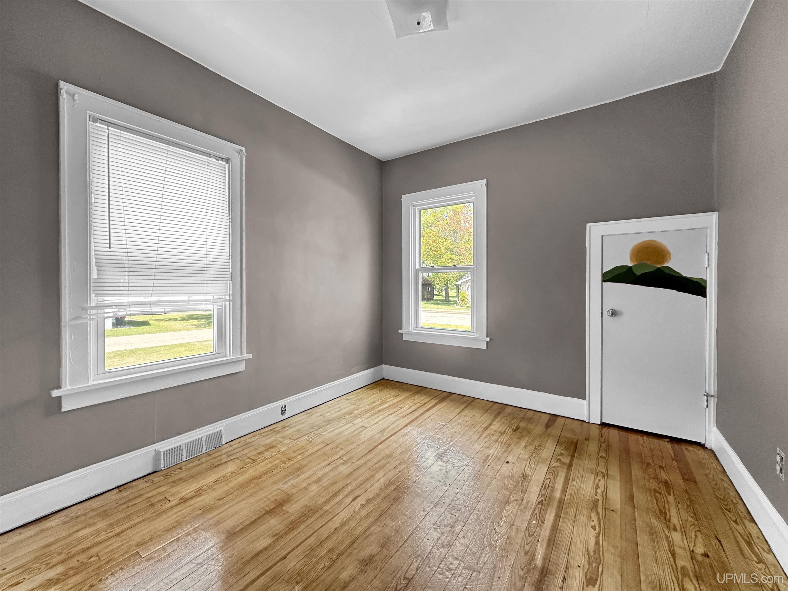 1715 South 22nd Street Escanaba, MI 49829 - Photo 7 of 17