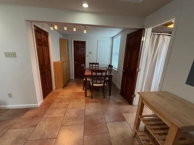 $950 | 6570 Louis XIV Street, Unit B, New Orleans, LA 70124