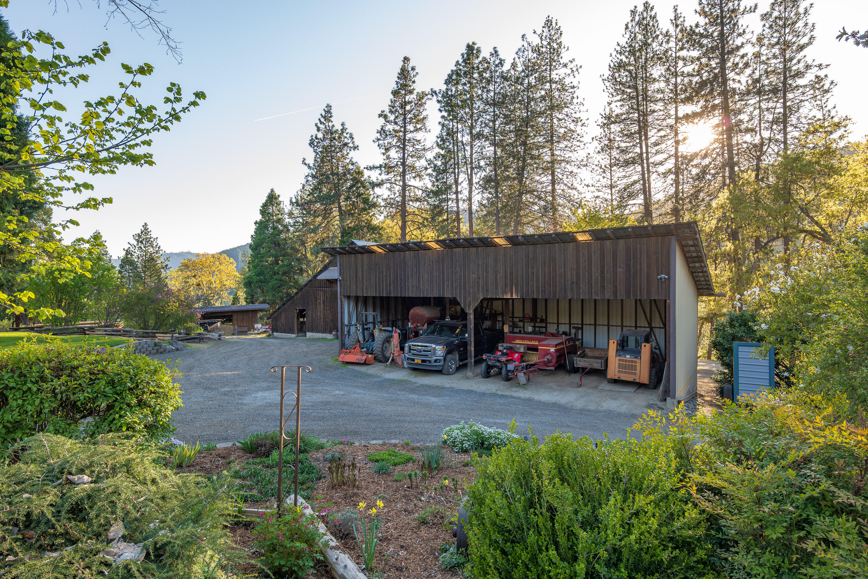 12310 Ramsey Road Gold Hill, OR 97525 - Photo 53 of 73 061