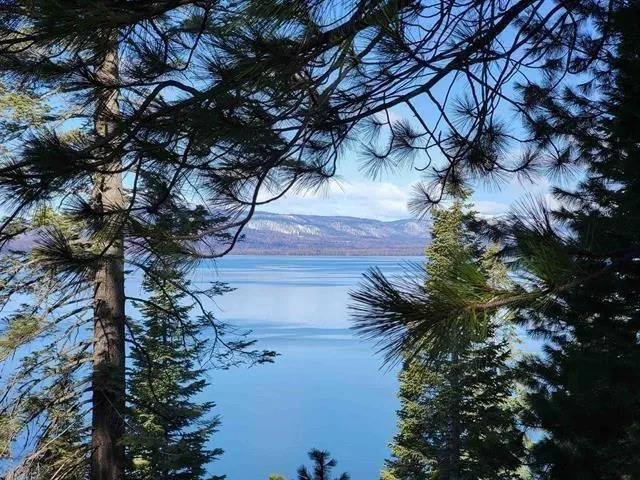 $749,000 | 945 Lassen View Drive, Lake Almanor, CA 96137