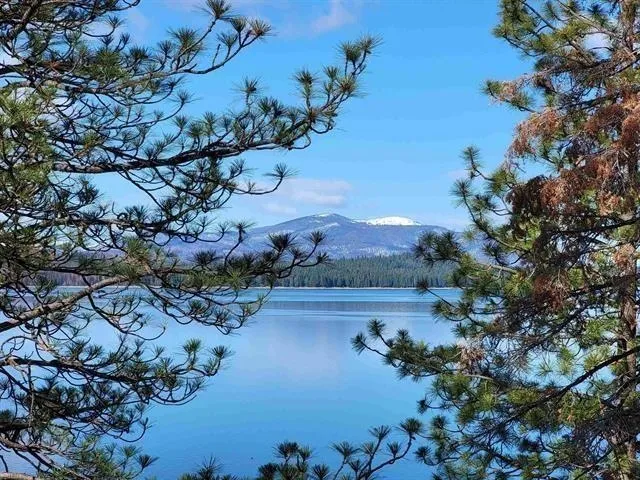 $749,000 | 945 Lassen View Drive, Lake Almanor, CA 96137