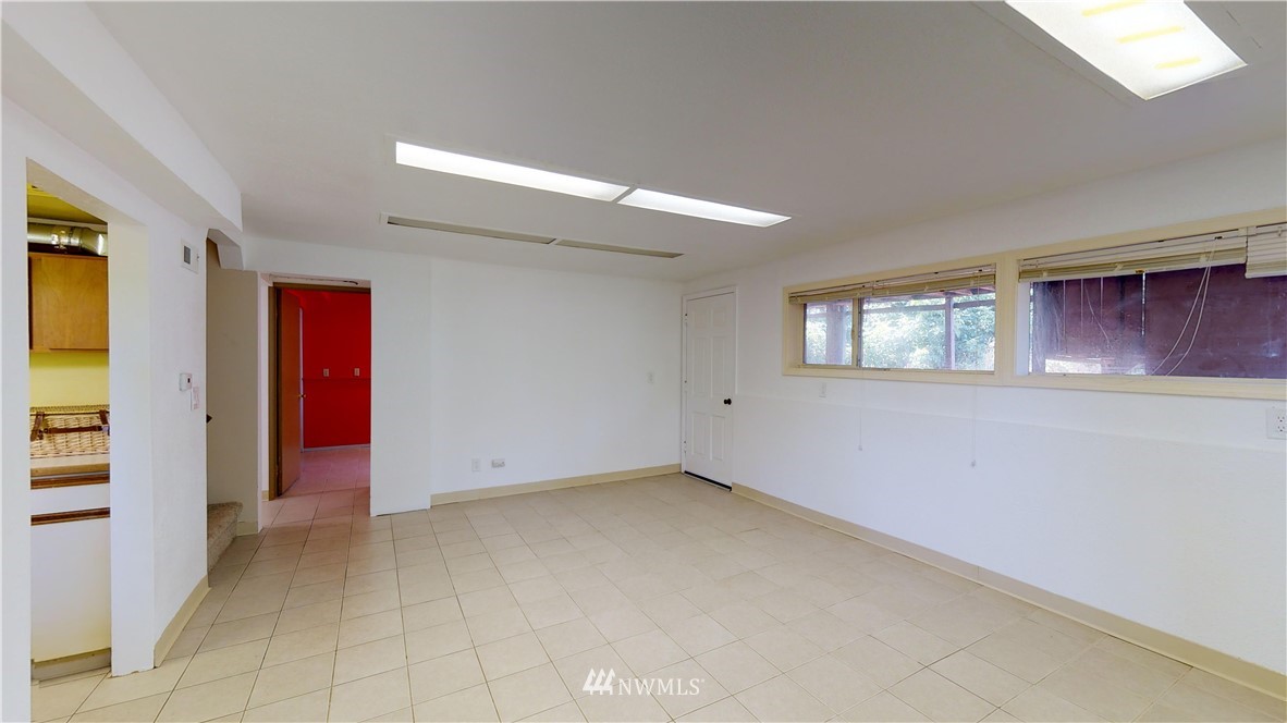 815 Southwest 106th Street Seattle, WA 98146 - Photo 23 of 23 Gallery Image 23