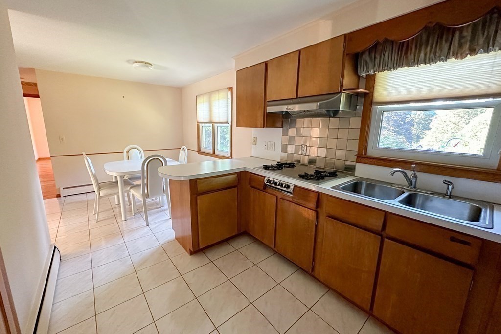 123 Granby Road South Hadley, MA 01075 - Photo 9 of 24 Gallery Image 9