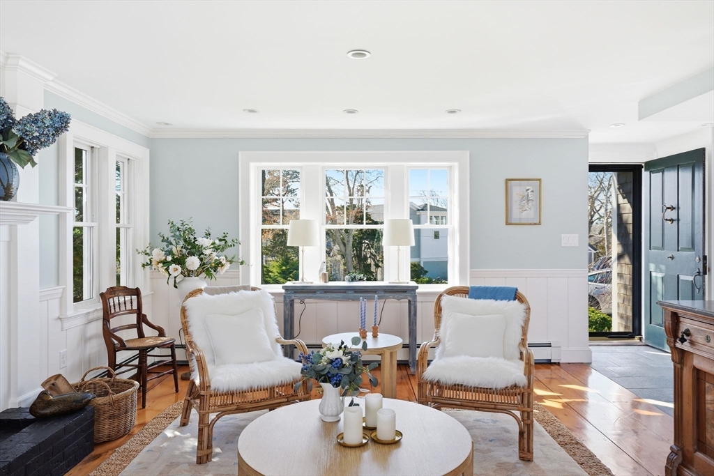 82 Nichols Road Cohasset, MA 02025 - Photo 5 of 42