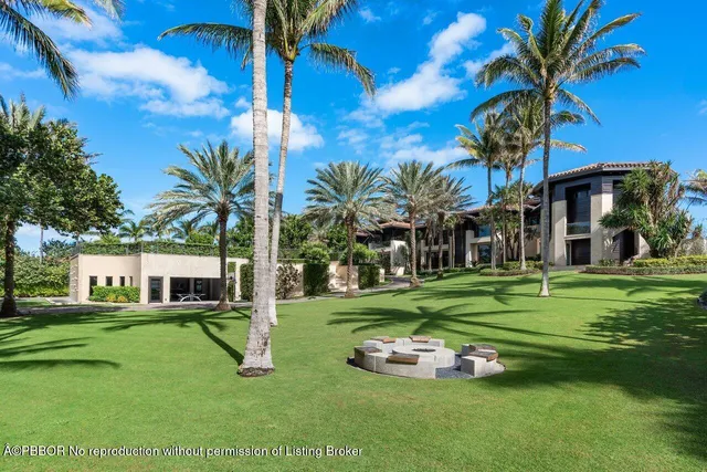 a view of a chandelier in a livingroom