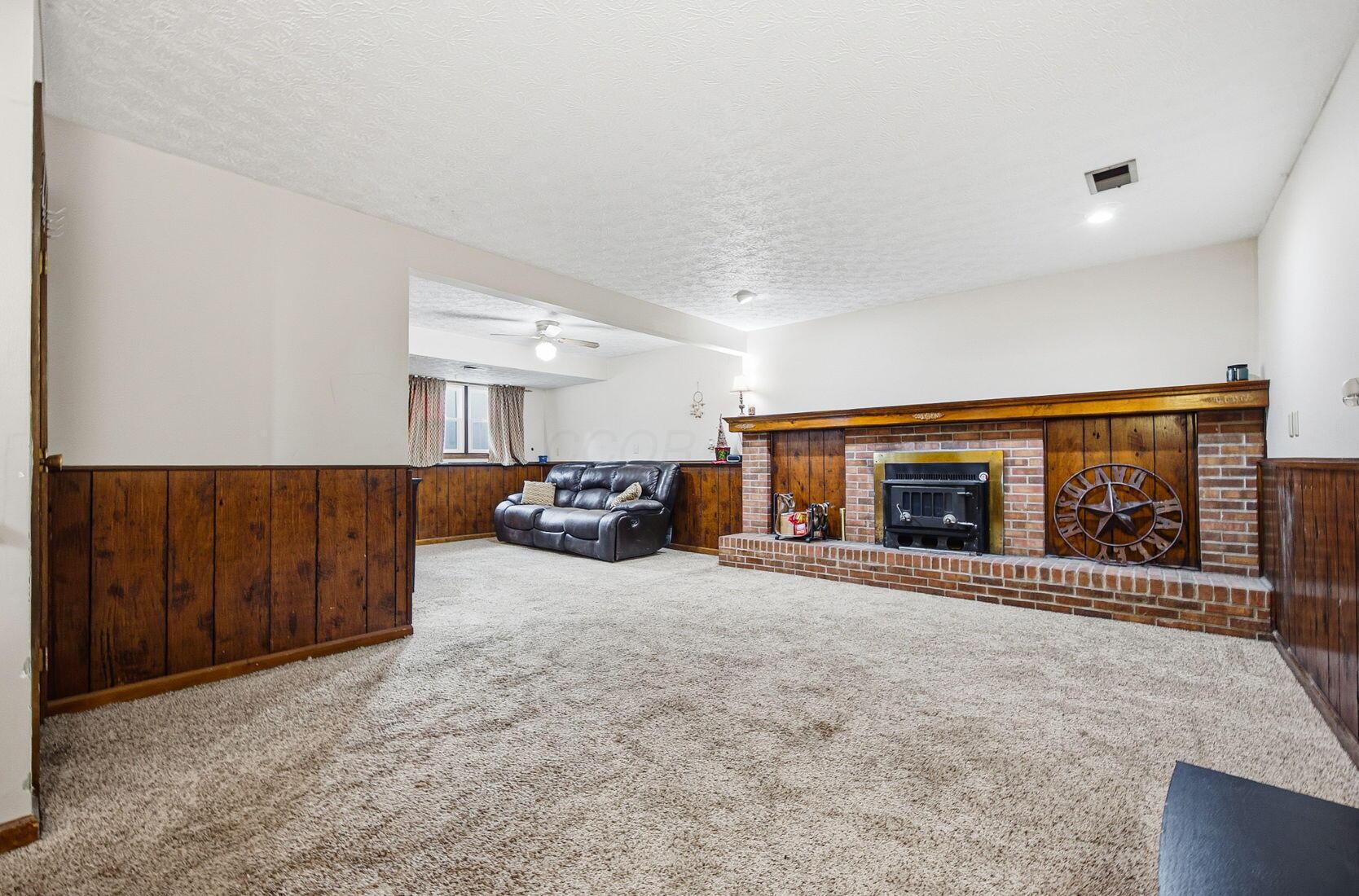 1485 Demorest Road Columbus, OH 43228 - Photo 16 of 45 +016