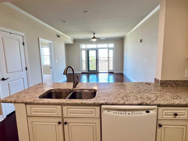 33 Calhoun Street, Unit 236 Charleston, SC 29401 - Photo 11 of 23 Kitchen Island