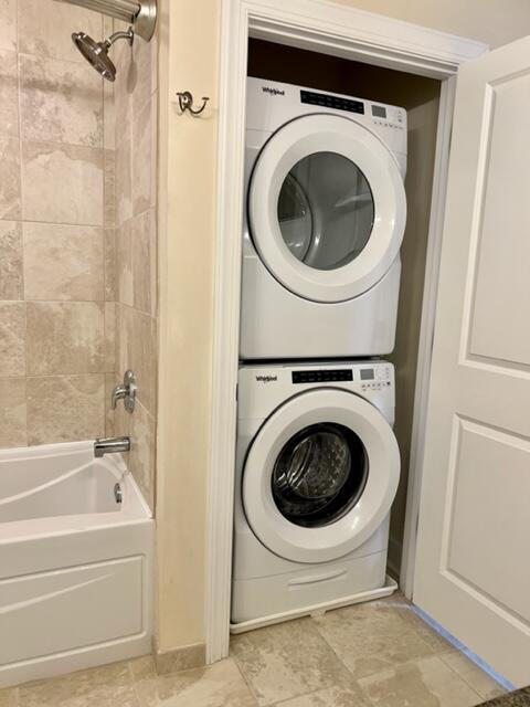 33 Calhoun Street, Unit 236 Charleston, SC 29401 - Photo 17 of 23 Washer and Dryer Provided