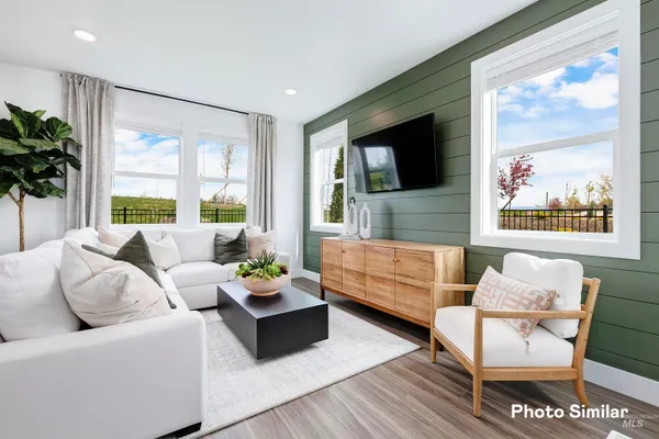 $414,900 | 1725 North Big Star Avenue, Eagle, ID 83616