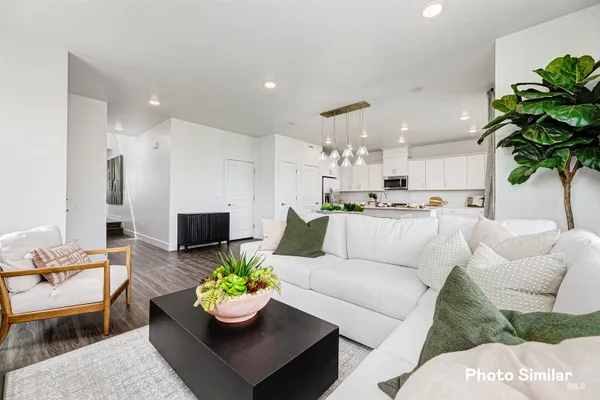 $414,900 | 1725 North Big Star Avenue, Eagle, ID 83616