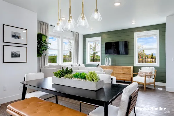 $414,900 | 1725 North Big Star Avenue, Eagle, ID 83616