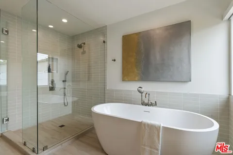 $1,675,000 | 3815 South Cochran Avenue, Los Angeles, CA 90008