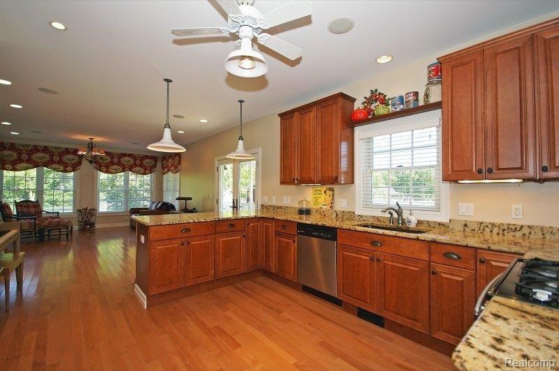 1831 7 Mile Road Whitmore Lake, MI 48189 - Photo 6 of 24 DSC00475.JPG