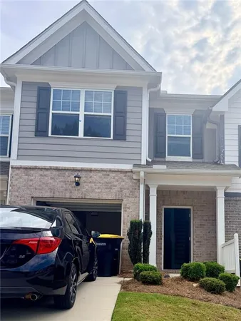 $2,100 | 85 Chastain Circle, Newnan, GA 30263