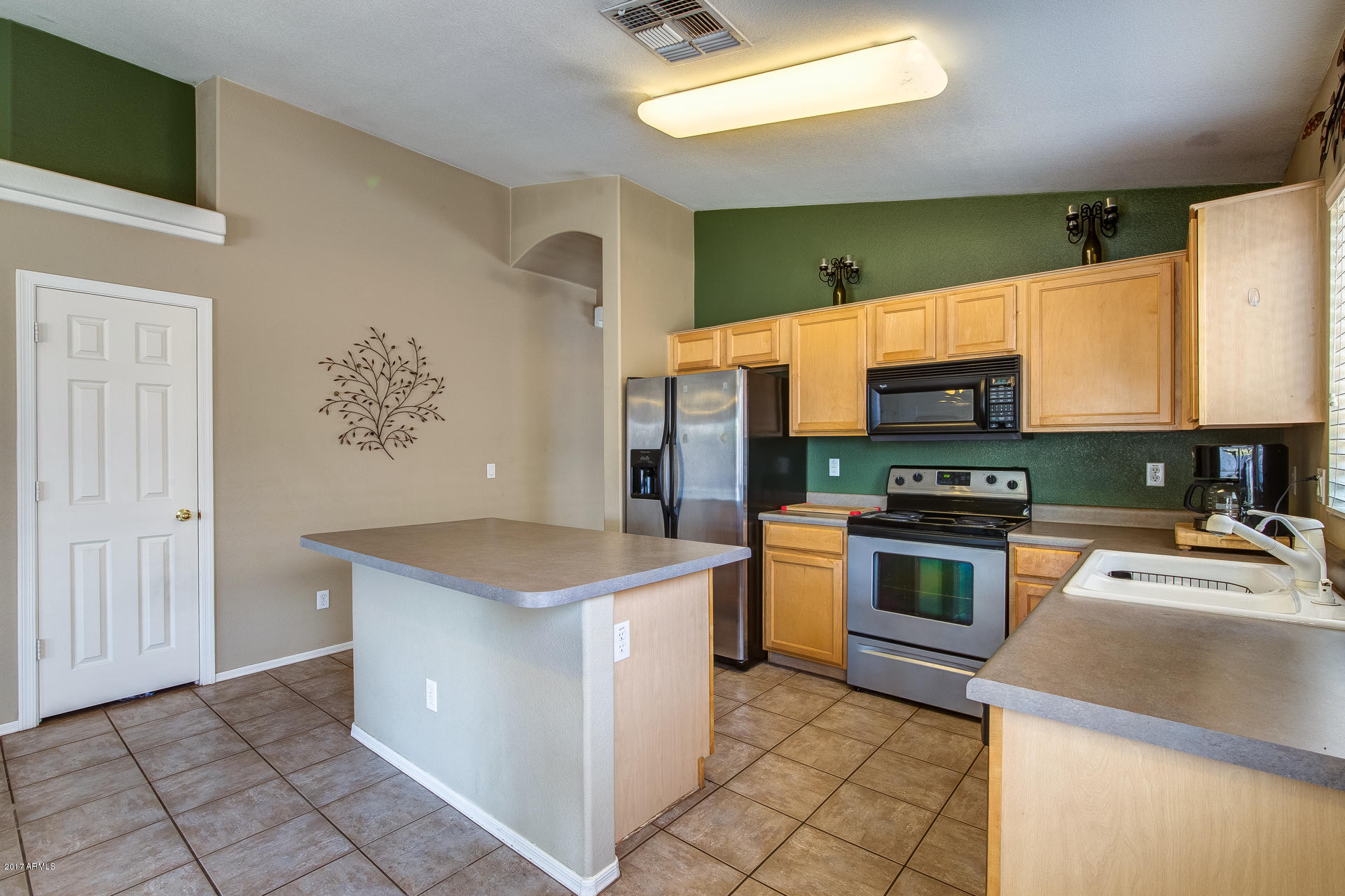 12729 West Redfield Road El Mirage, AZ 85335 - Photo 10 of 26 ChaseCapture-11