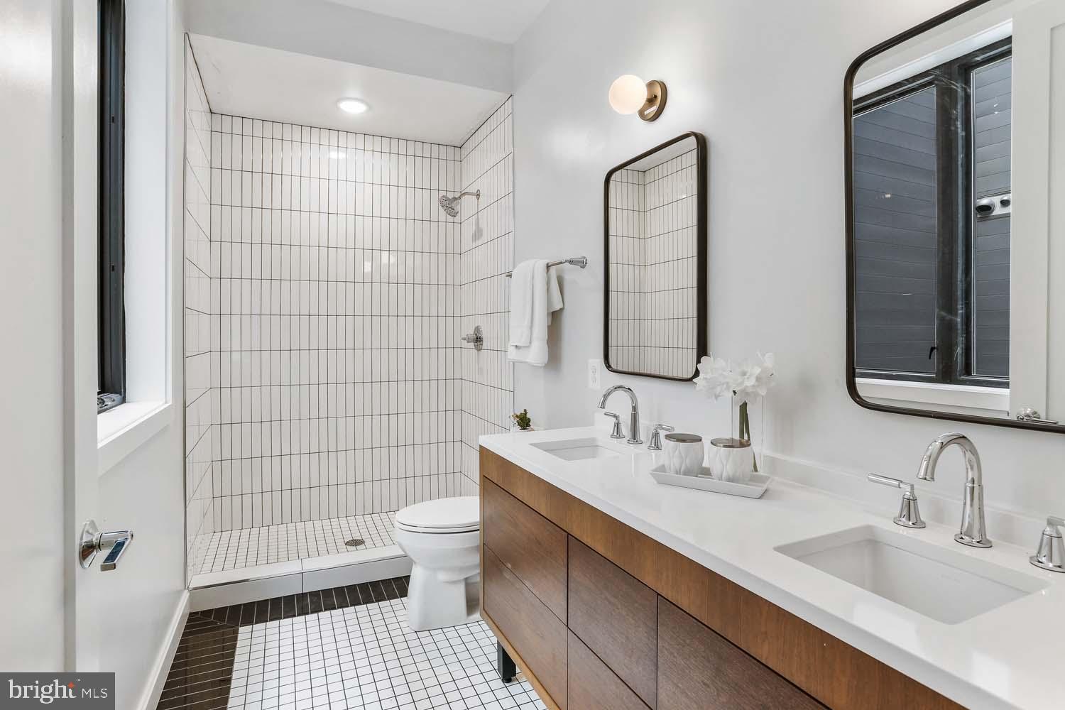 2248 Ontario Road Northwest, Unit 3 Washington, DC 20009 - Photo 28 of 31 Gallery Image 28