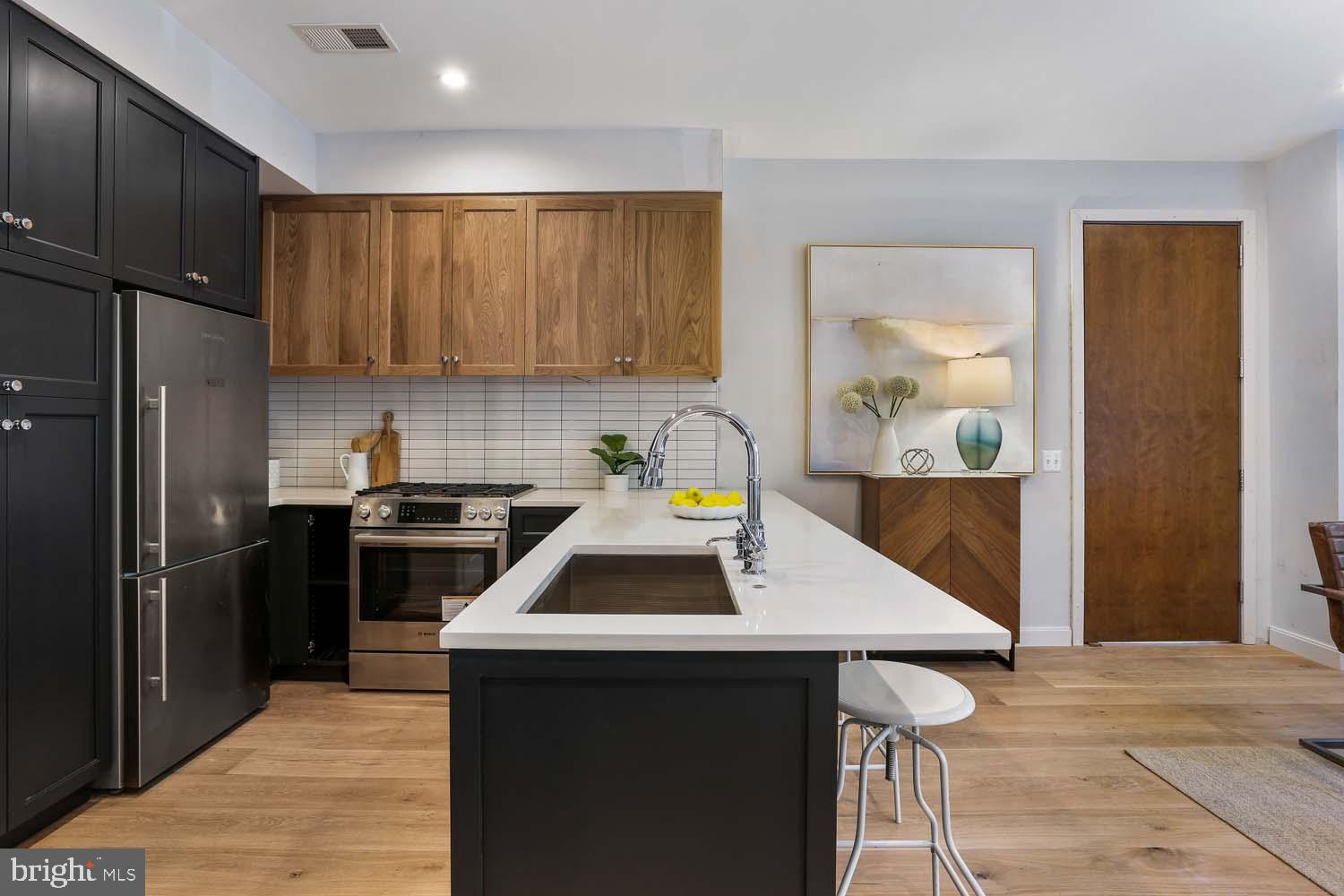 2248 Ontario Road Northwest, Unit 3 Washington, DC 20009 - Photo 9 of 31 Gallery Image 9