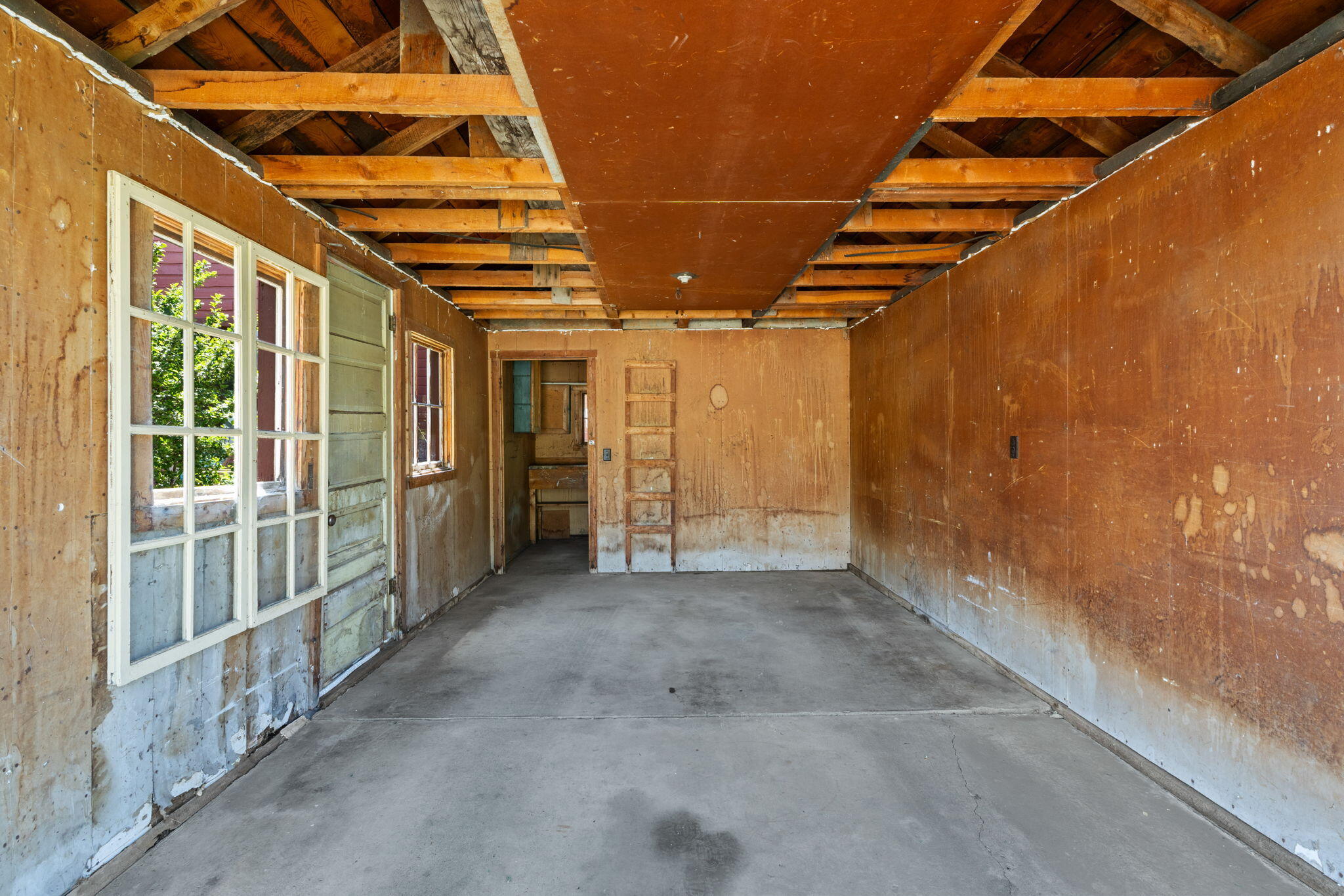 413 North 1st Avenue Hailey, ID 83333 - Photo 42 of 44 Garage for original home