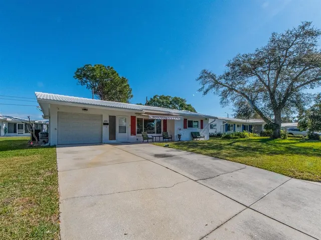 $320,000 | 8657 143rd Street, Seminole, FL 33776