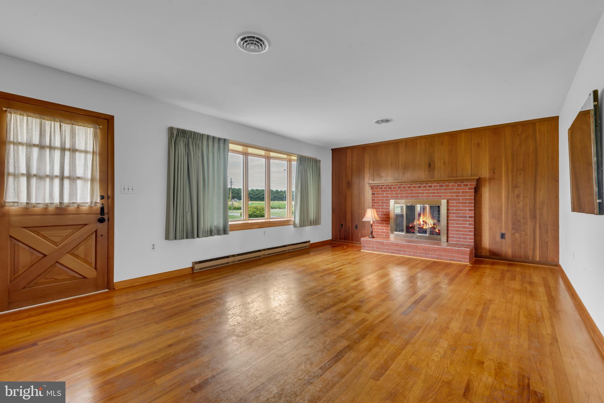 8629 Airy Hill Road Chestertown, MD 21620 - Photo 10 of 45 Living Room Hardwood Flooring