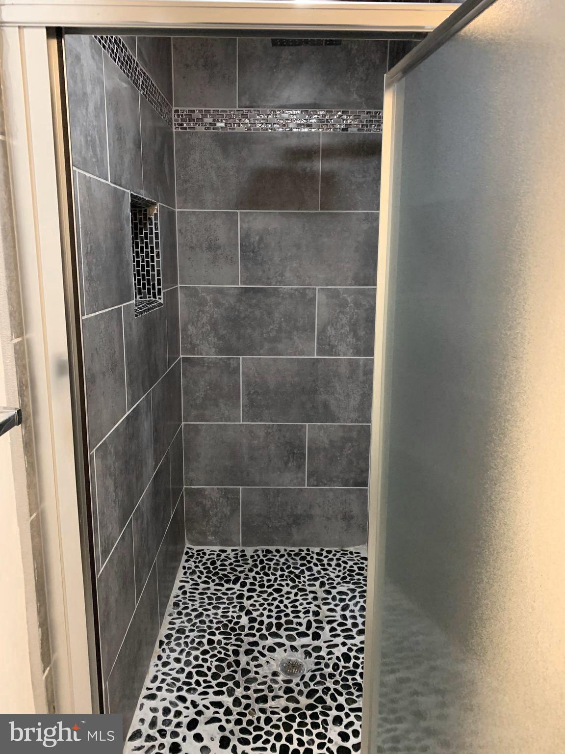 4713 Cambria Road Frederick, MD 21703 - Photo 12 of 18 Ground level Bath