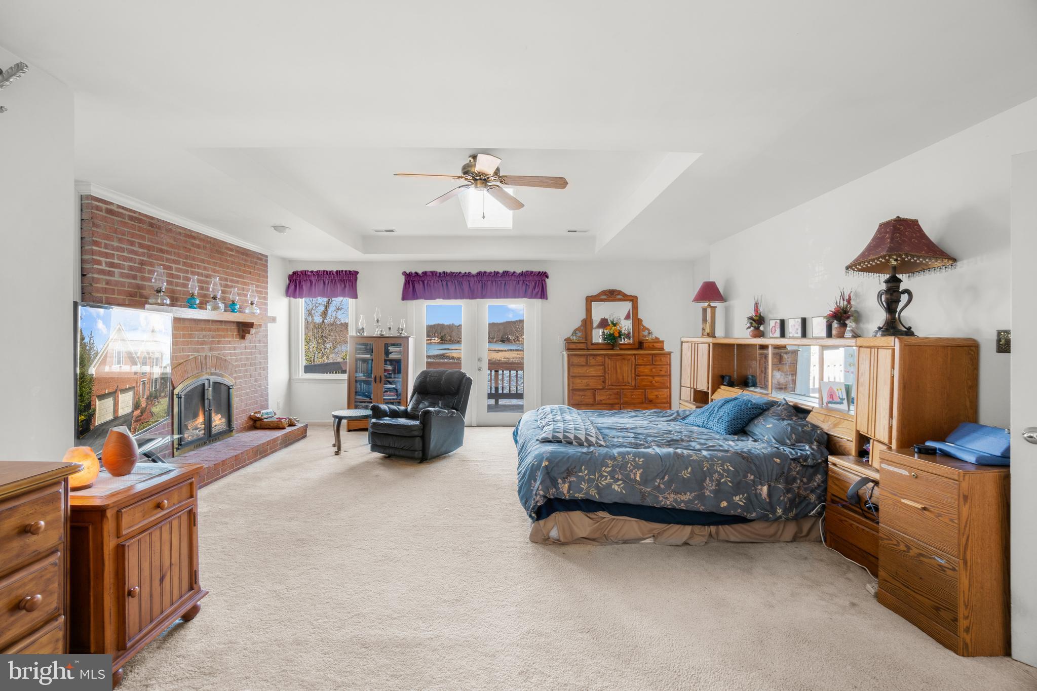 18503 Cabin Road Triangle, VA 22172 - Photo 16 of 40 Gallery Image 16