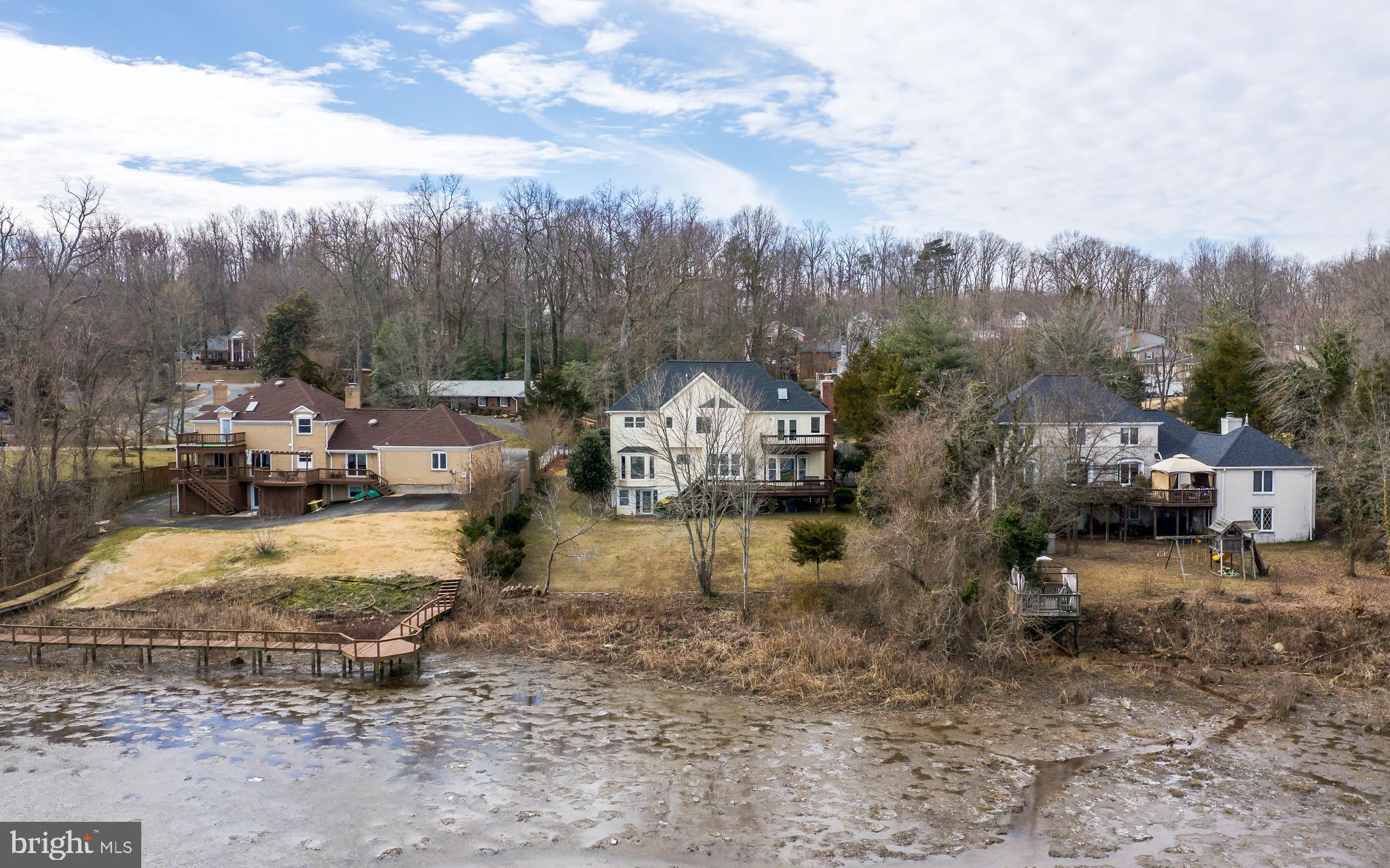 18503 Cabin Road Triangle, VA 22172 - Photo 3 of 40 Gallery Image 3