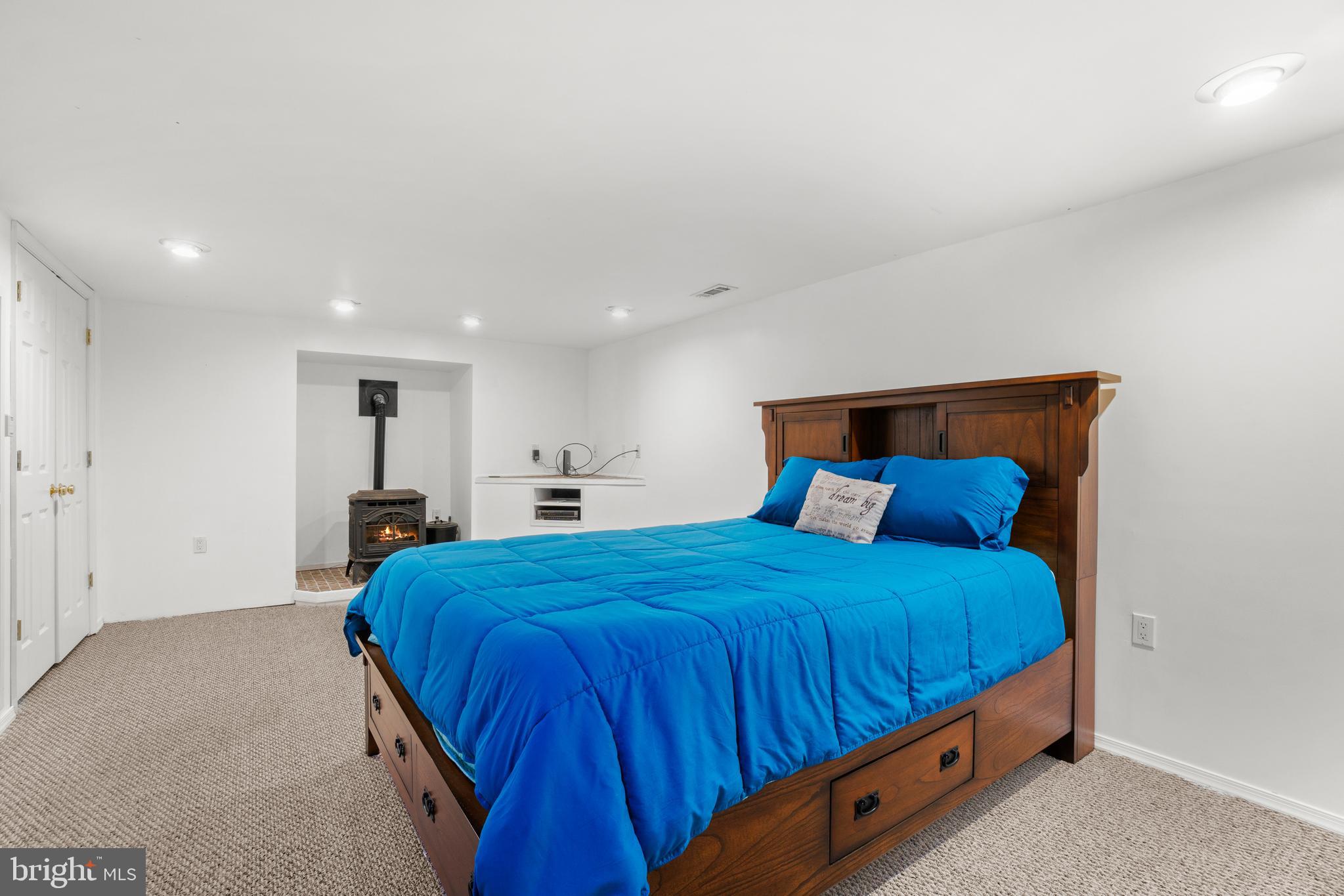 18503 Cabin Road Triangle, VA 22172 - Photo 31 of 40 Gallery Image 31