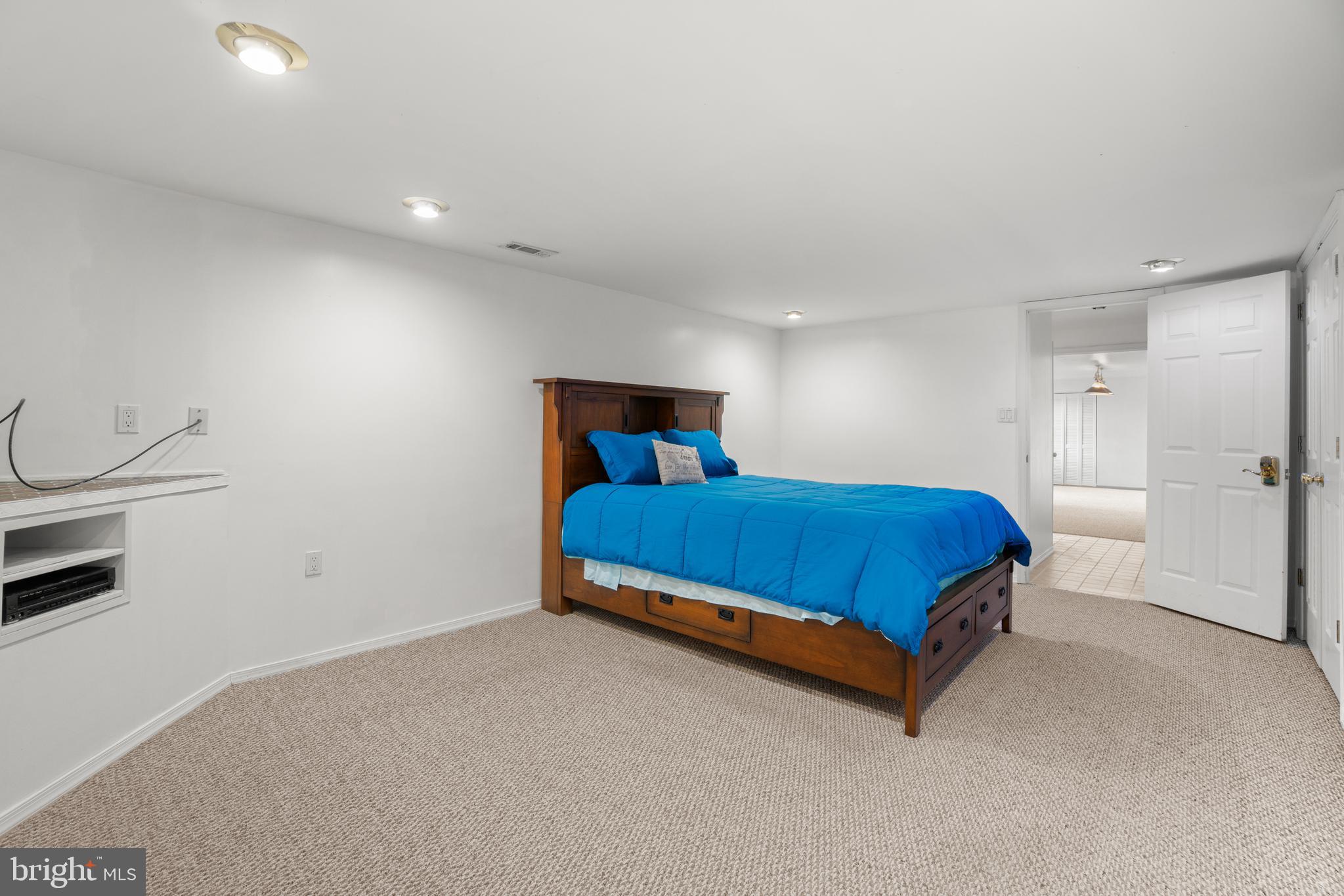 18503 Cabin Road Triangle, VA 22172 - Photo 32 of 40 Gallery Image 32