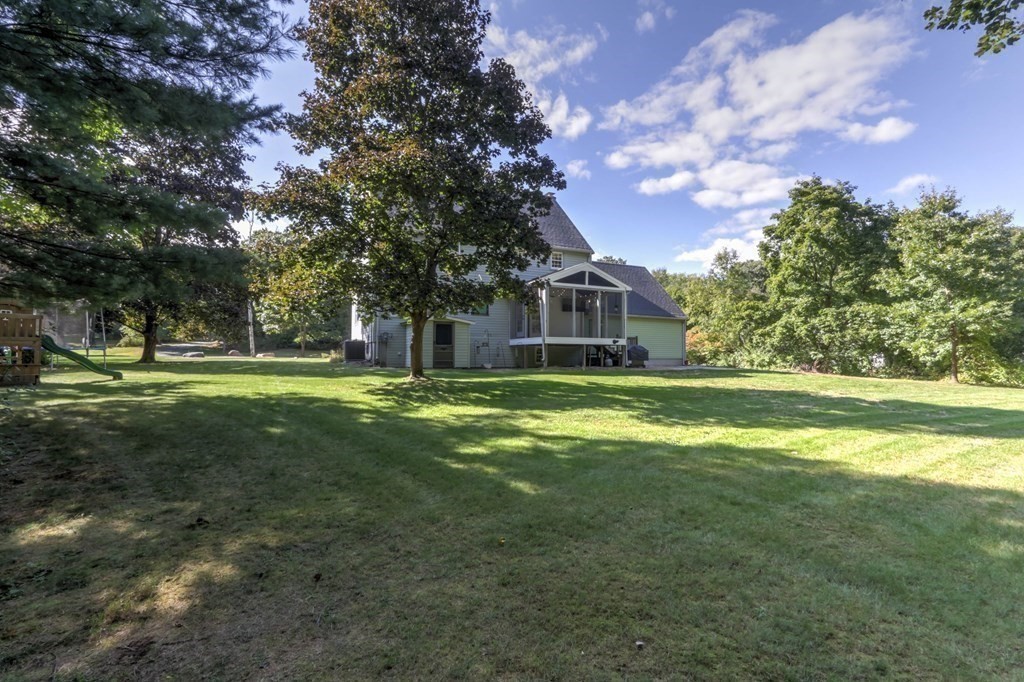 4 Spruce Road Medway, MA 02053 - Photo 39 of 42