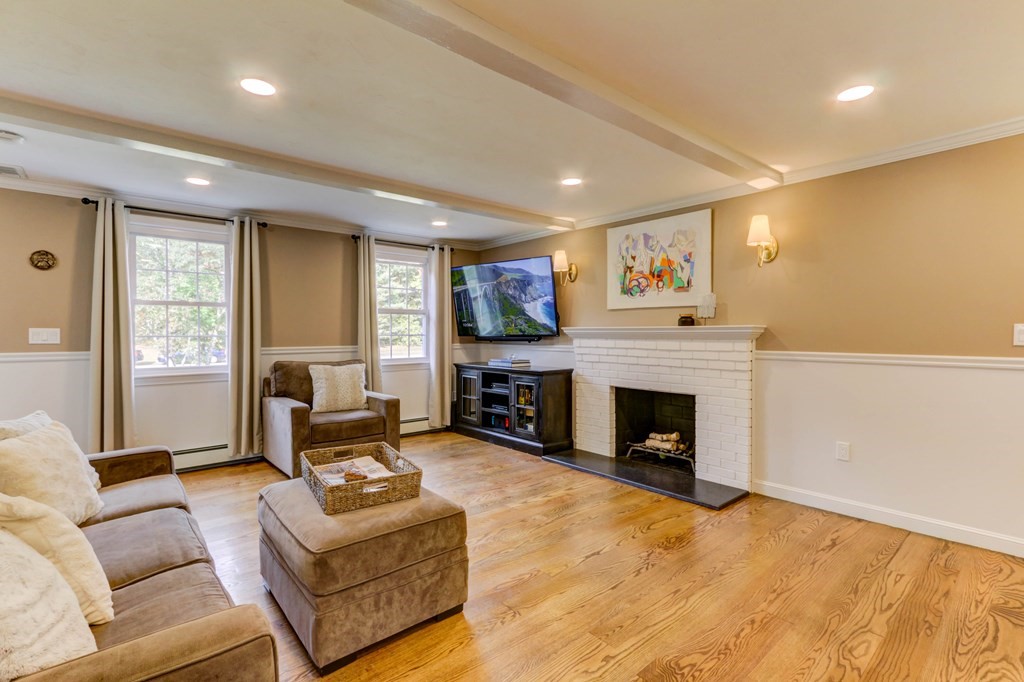 4 Spruce Road Medway, MA 02053 - Photo 4 of 42