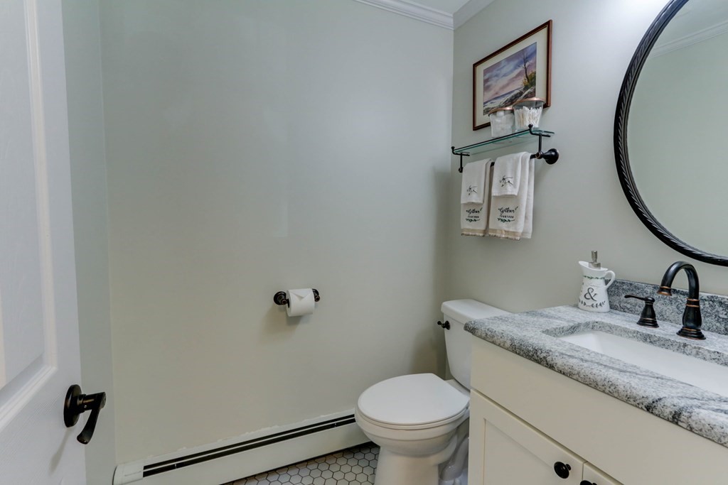 4 Spruce Road Medway, MA 02053 - Photo 7 of 42