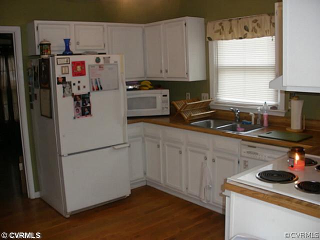 9617 Country Way Road Glen Allen, VA 23060 - Photo 3 of 8 Kitchen