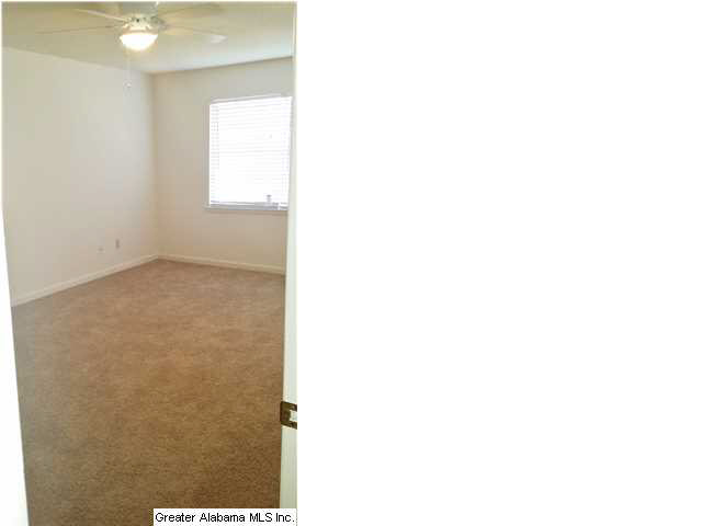 1065 Sunhill Road Northwest Birmingham, AL 35215 - Photo 12 of 17