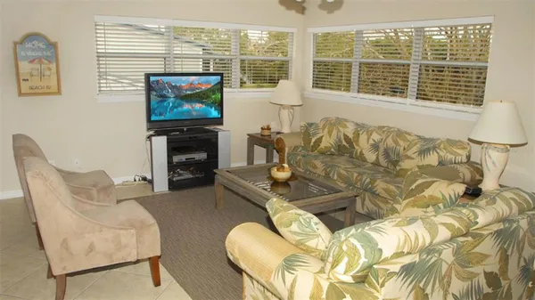 $6,900 | 1200 Siesta Bayside Drive, Unit 1200G, Sarasota, FL 34242