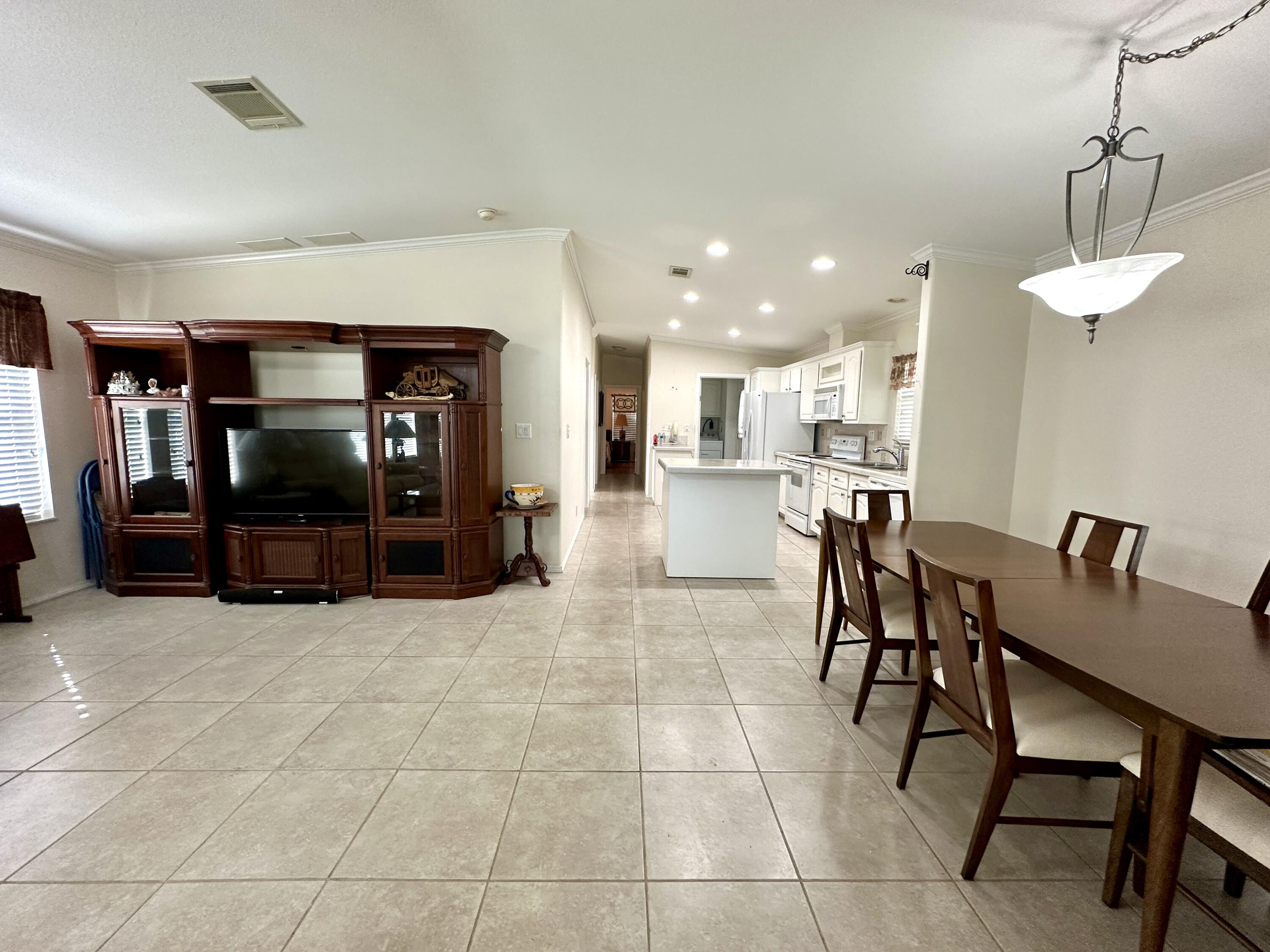 8260 East Club Road Boca Raton, FL 33433 - Photo 9 of 34 Photo Nov 15 2025, 1 53 19 PM