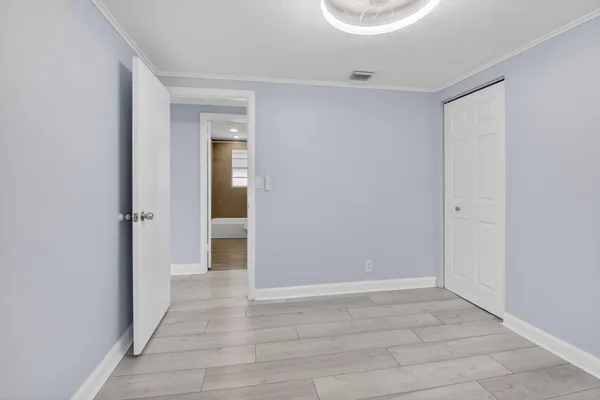 $3,700 | 239 Northwest 6th Avenue, Delray Beach, FL 33444