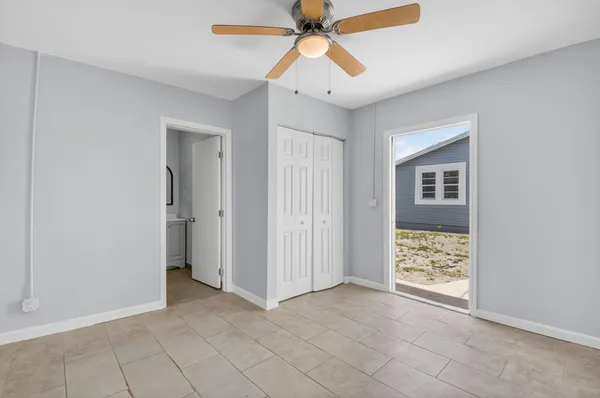 $3,700 | 239 Northwest 6th Avenue, Delray Beach, FL 33444