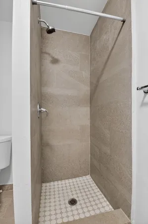 $3,700 | 239 Northwest 6th Avenue, Delray Beach, FL 33444