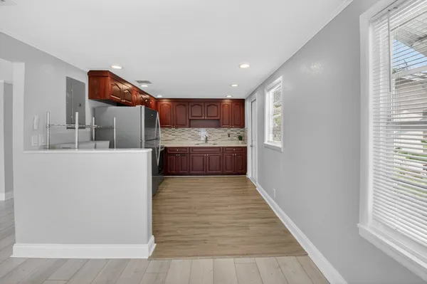 $3,700 | 239 Northwest 6th Avenue, Delray Beach, FL 33444