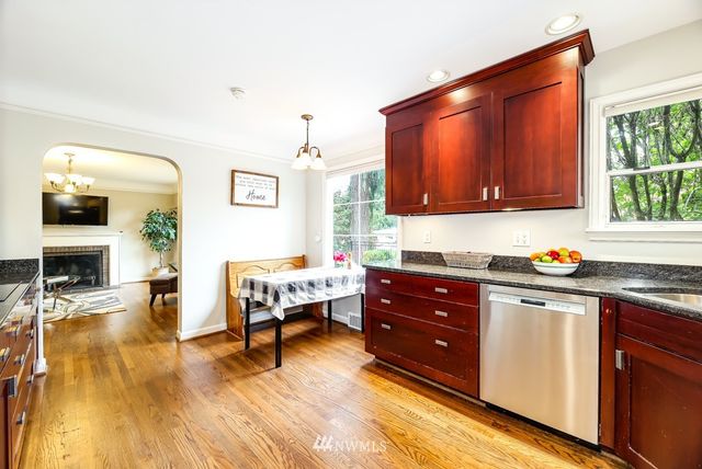 $870,000 | 2015 Southwest 149th Street, Burien, WA 98166