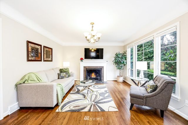 $870,000 | 2015 Southwest 149th Street, Burien, WA 98166