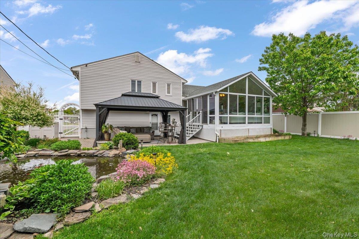 10 Peter Road Hicksville, NY 11801 - Photo 30 of 36