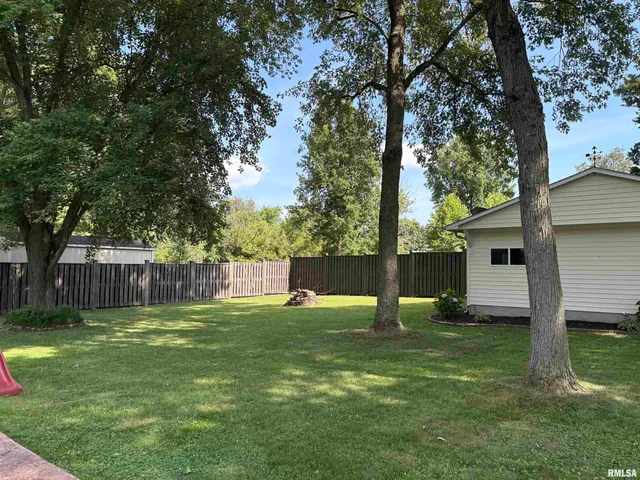 $135,500 | 2119 Rains Street, Murphysboro, IL 62966